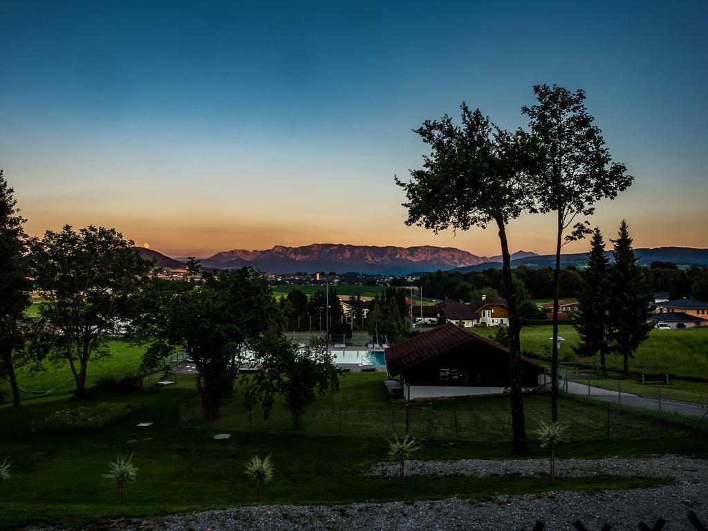 Siri'S Einkehr Otel Sankt Georgen im Attergau Dış mekan fotoğraf