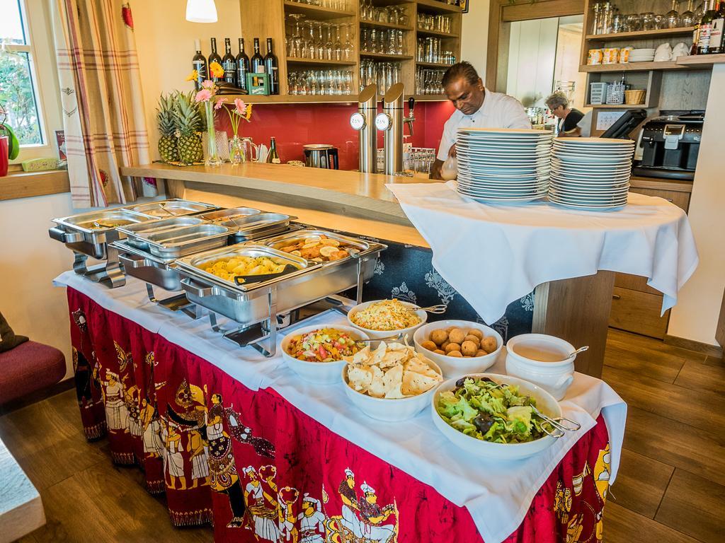 Siri'S Einkehr Otel Sankt Georgen im Attergau Dış mekan fotoğraf